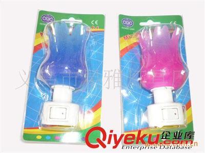 義烏星雅燈具廠 廠家直銷，點(diǎn)亮溫馨生活的創(chuàng)意小夜燈與迷你手持扇